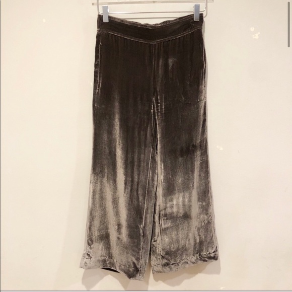 Madewell Velvet pants and cami set in dark metal - Picture 3 of 3